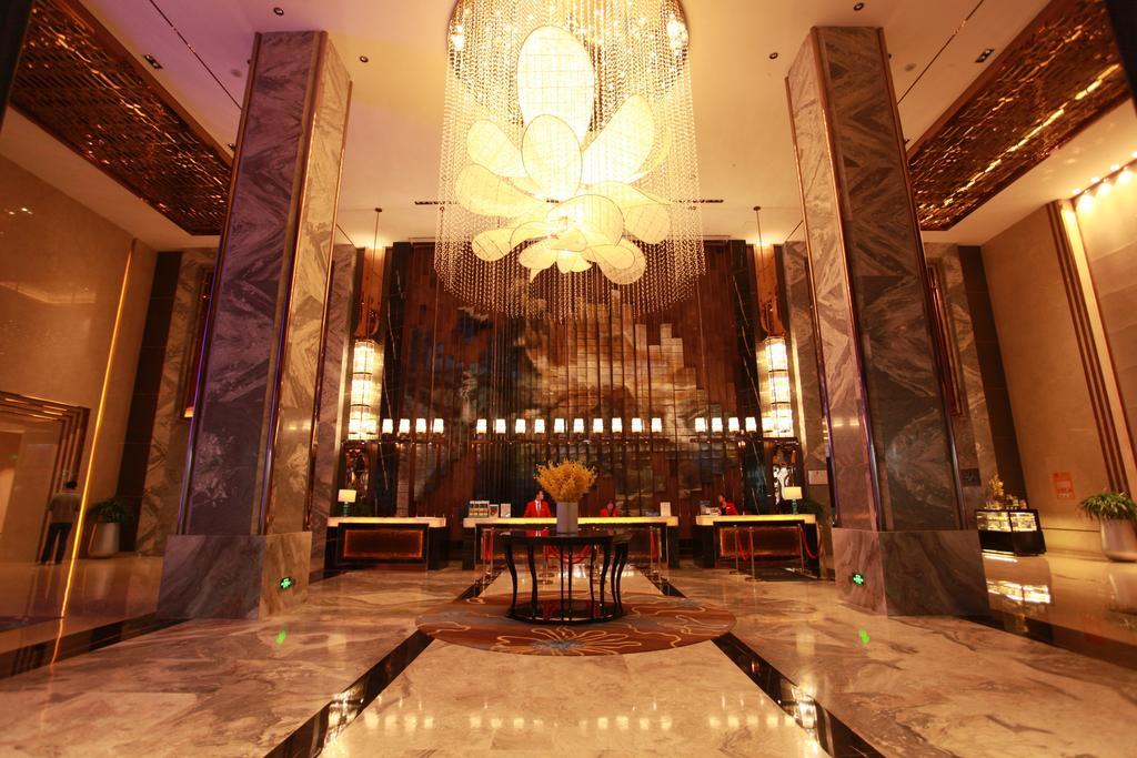 Howard Johnson Qinlu Plaza Yingtan Exterior foto
