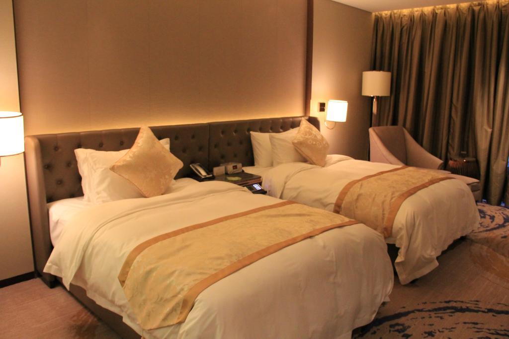 Howard Johnson Qinlu Plaza Yingtan Exterior foto