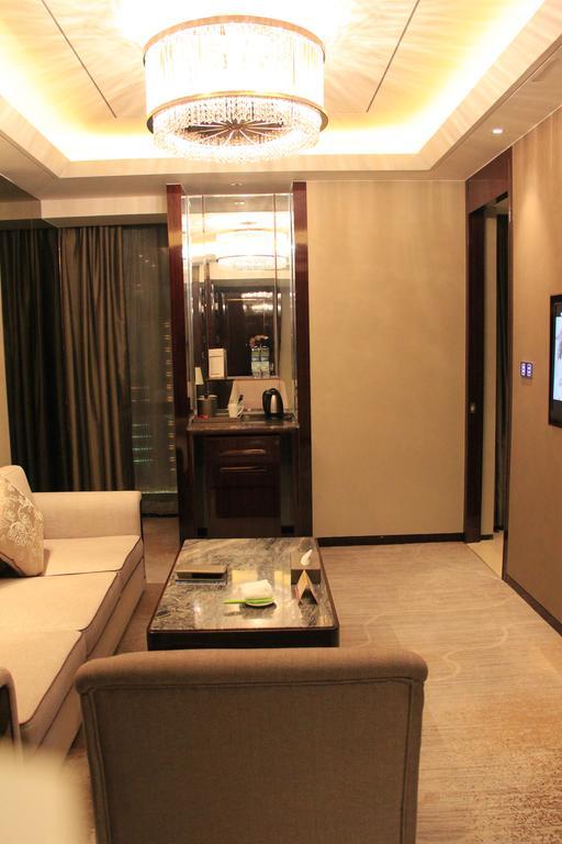 Howard Johnson Qinlu Plaza Yingtan Exterior foto